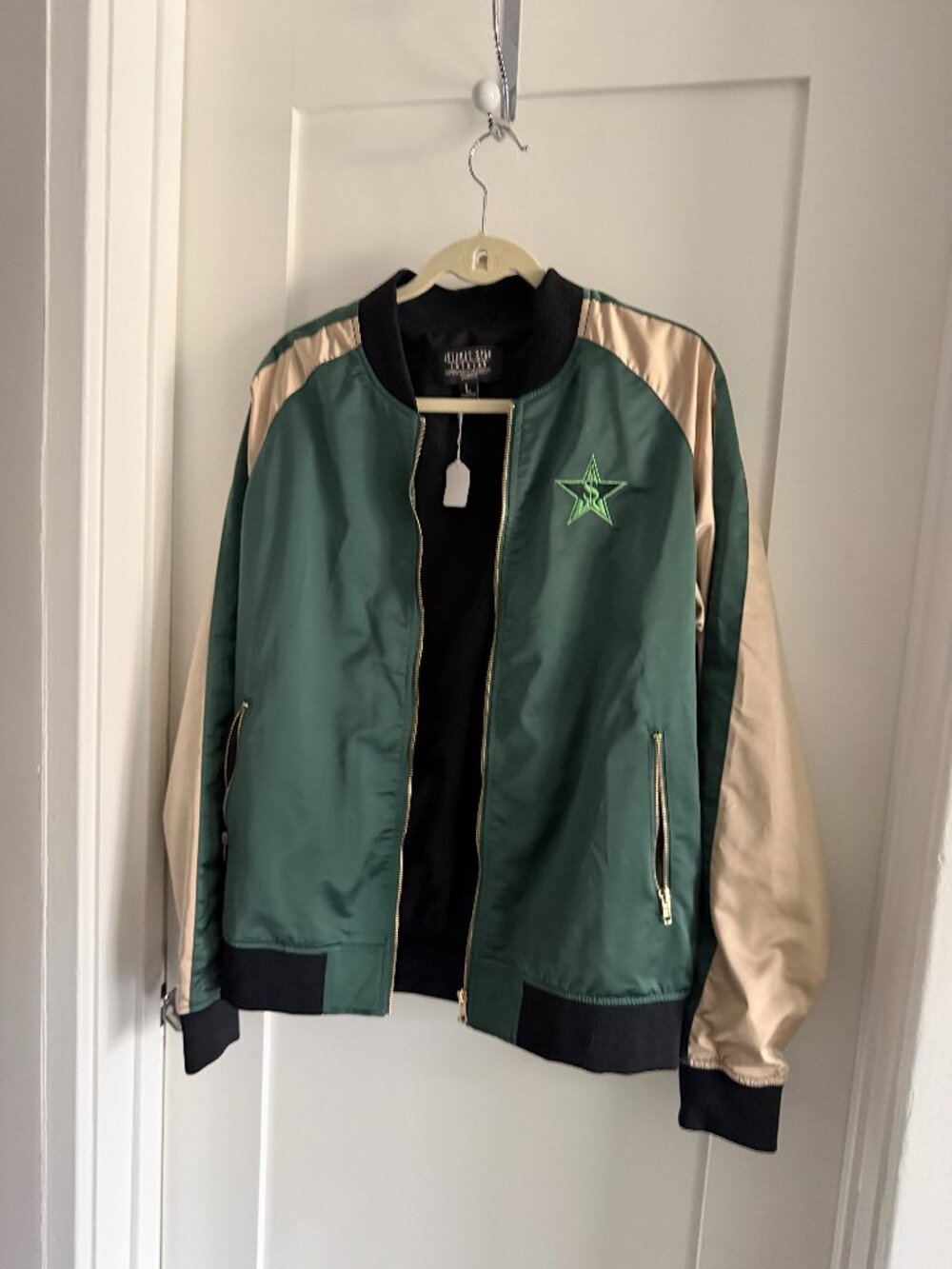 Jeffree Star Blood  Bomber Jacket L satin zipper Discontinued